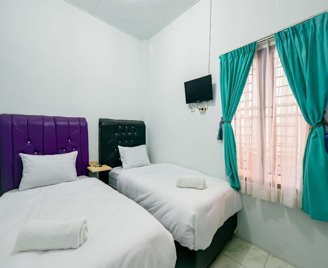 New Nara Guest House Medan Bagian luar foto